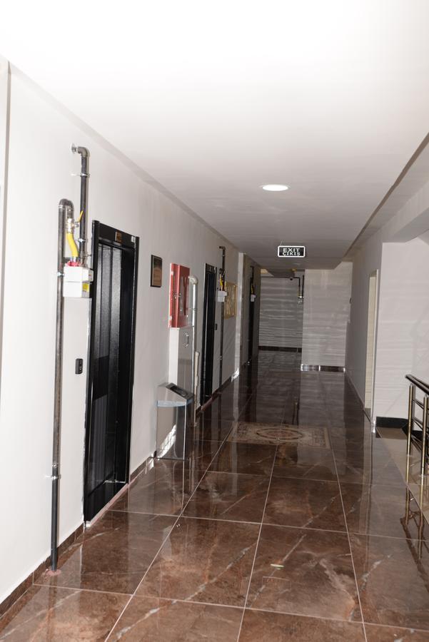 Van Corner Hotel Екстер'єр фото